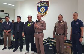 ผนึกพลัง ตำรวจ - เอไอเอส เปิดยุทธการทลายเครือข่าย ‘แก๊งตระเวนลักแบตเตอรี่สำรองเสาสัญญาณโทรศัพท์มือถือ’