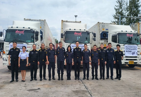 กรมศุลกากร ส่งมอบตู้สินค้าประเภทซากสุกรของตกค้างและของกลางในคดีพิเศษ ที่ 59/2566 จำนวน 161 ตู้ ไปทำลาย