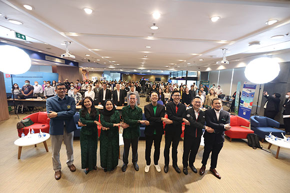 7841 EXIM iBank 02