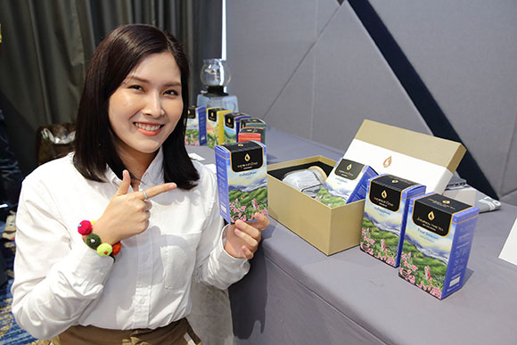 8936 ผู้ชนะเลิศระดับประเทศ