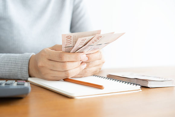 1043 KSC MoneyTips 03