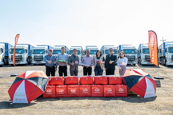1543 UD Trucks เหมหงส์ 1