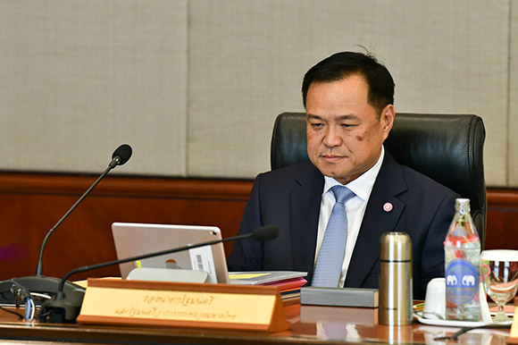 Gov อนุทิน
